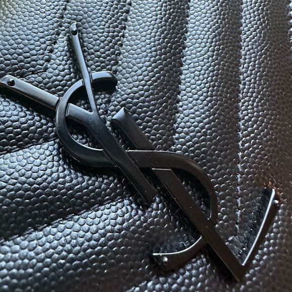 YSL Monogram Large Wallet on chain in Grained Leatherr - Picture 13 of 15
